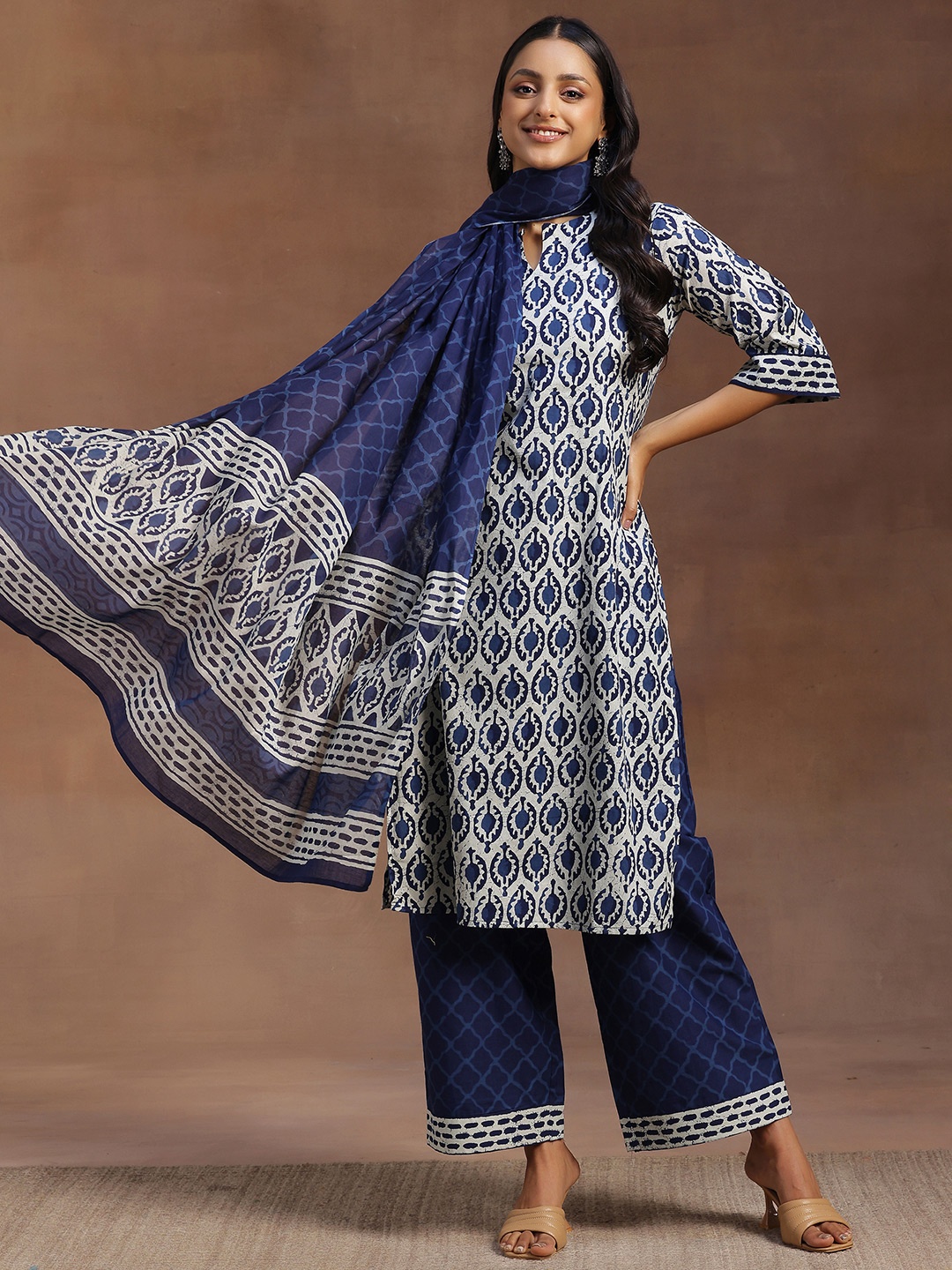 

Libas Ethnic Motifs Printed Straight Pure Cotton Kurta with Palazzos & Dupatta, Blue