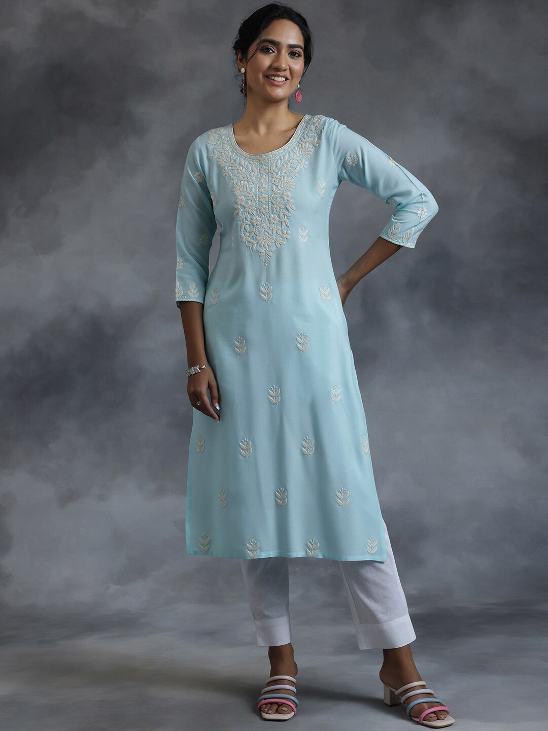 

Libas Ethnic Motifs Embroidered Straight Kurta, Blue