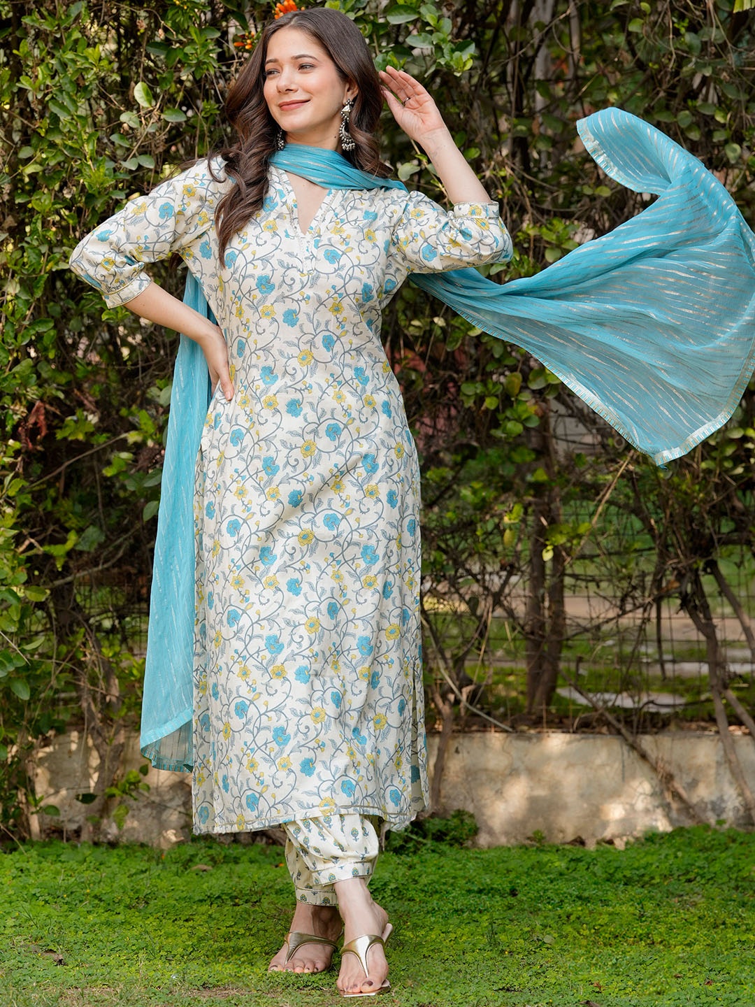 

Libas Floral Printed Straight Gotta Patti Pure Cotton Kurta with Salwar & Dupatta, Off white