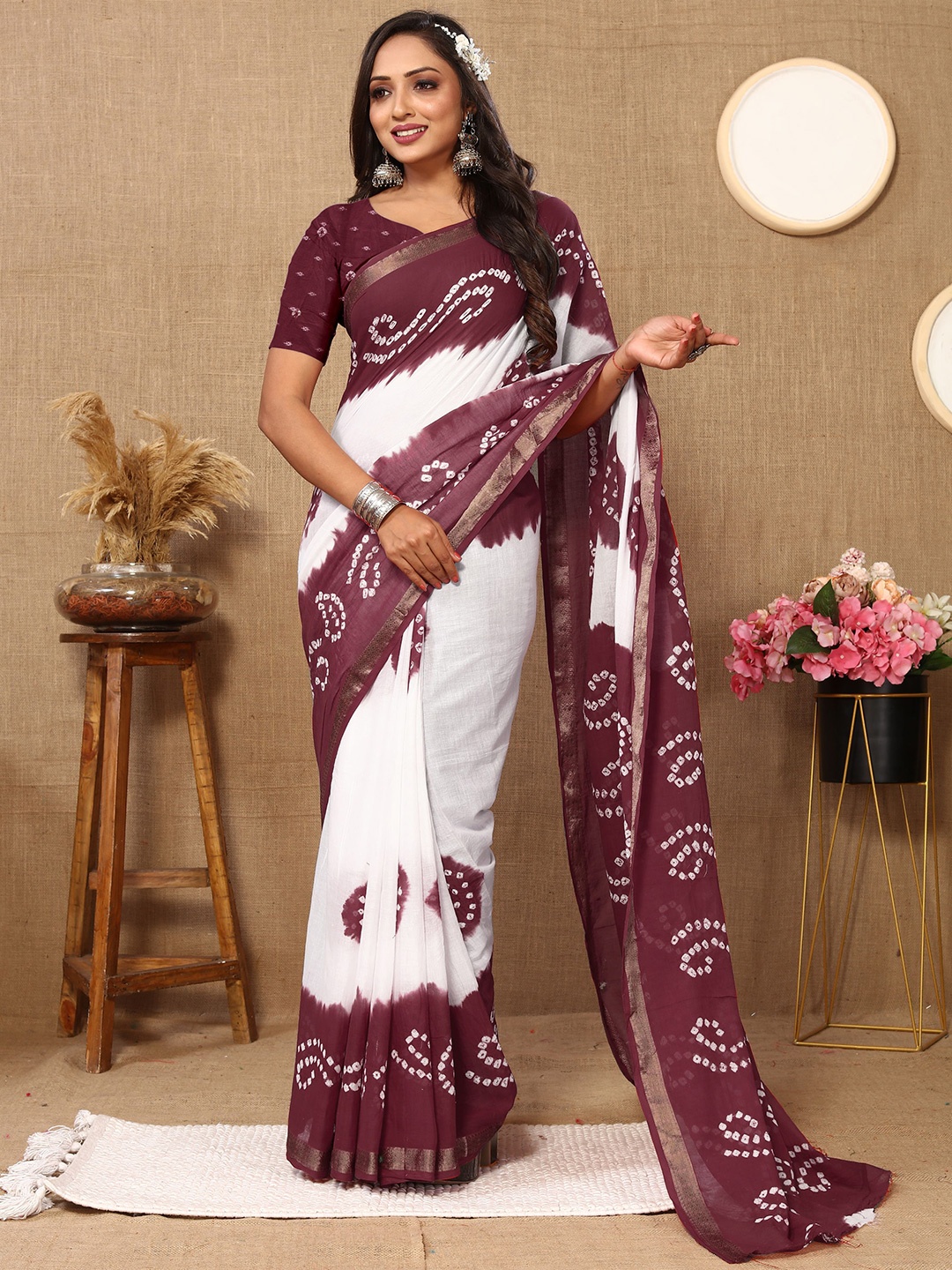 

V3 FASHION STUDIO Bandhani Pure Cotton Saree, Burgundy