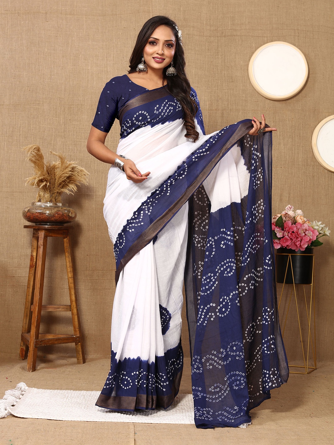 

V3 FASHION STUDIO Bandhani Pure Cotton Bandhani Zari Saree, Blue