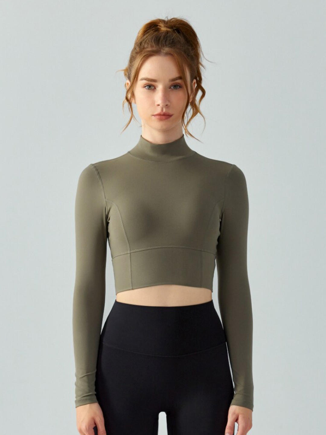 

RYZ High Neck Cut Out Moisture Wicking Sports Fitted Crop Top, Olive