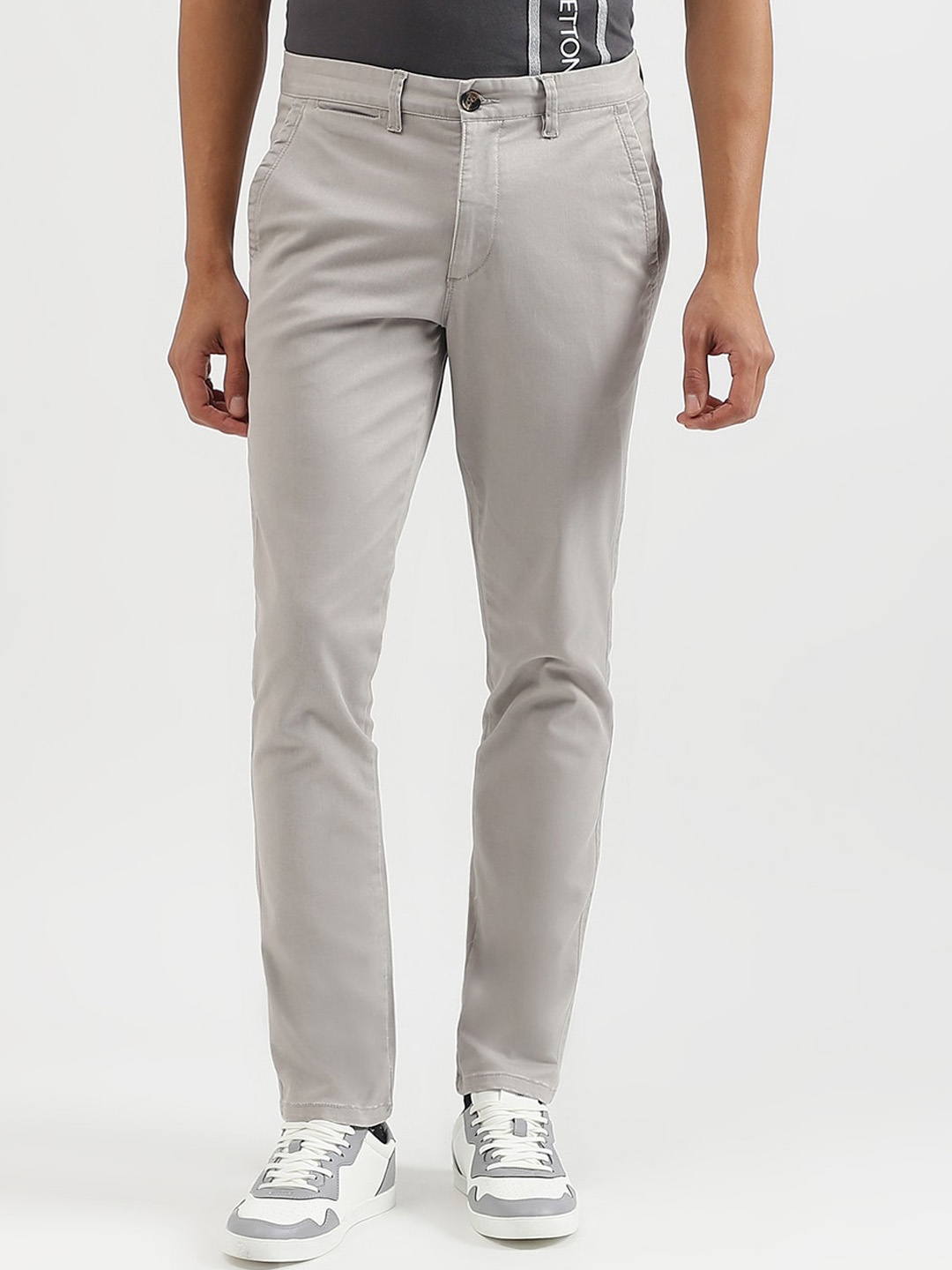 United Colors of Benetton Men Slim Fit Chinos, Grey