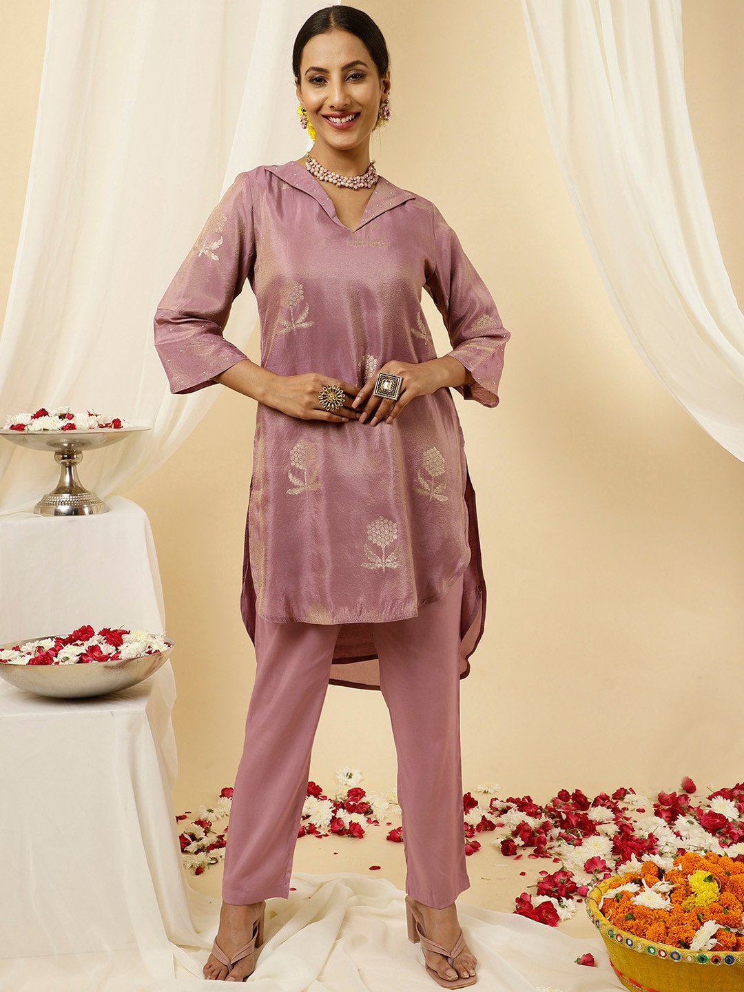 

Jaipur Kurti Floral Woven Design Zari High-Low Kurta with Trousers, Lavender