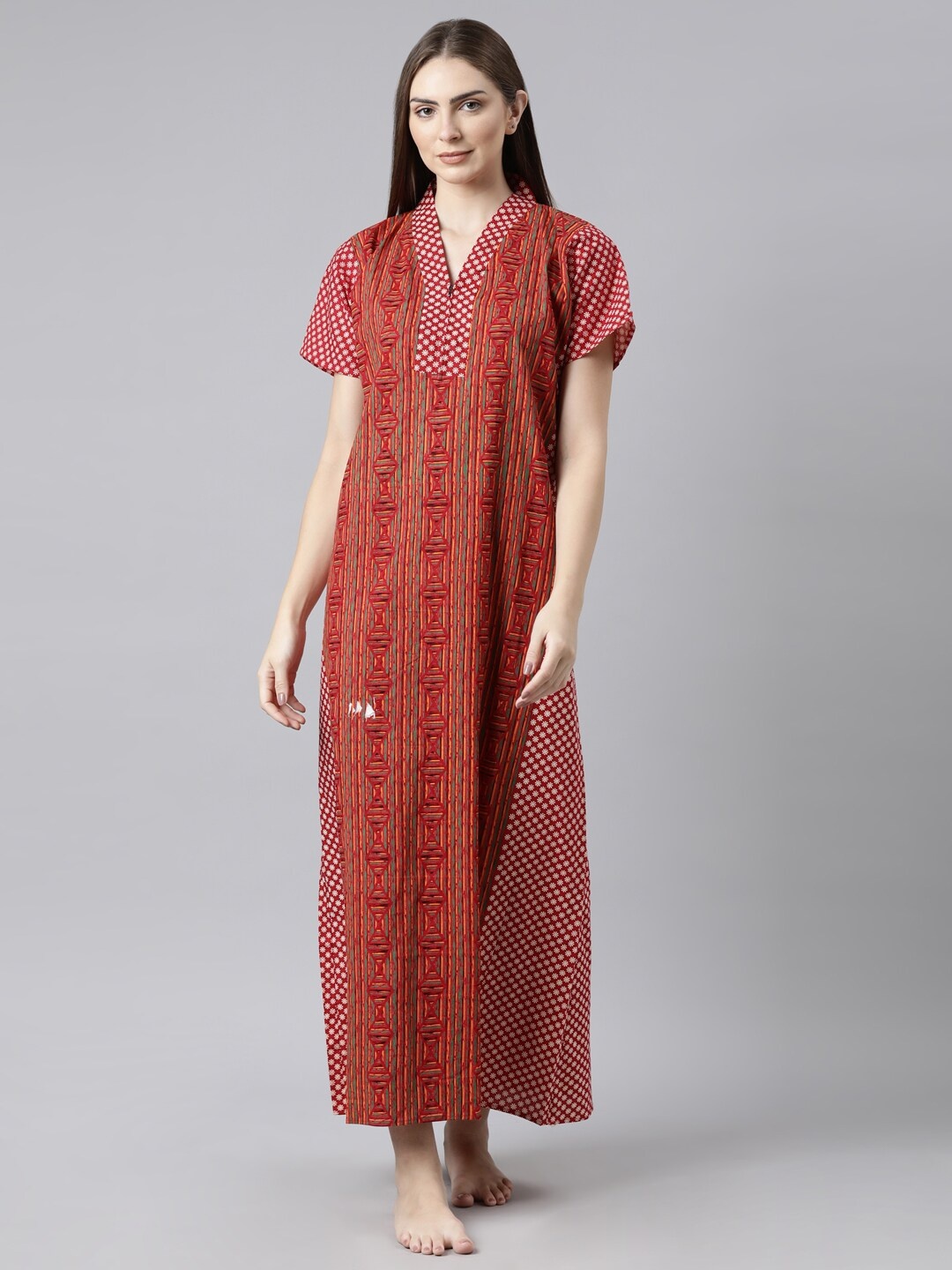 

Bailey sells Geometric Printed Pure Cotton Maxi Nightdress, Red