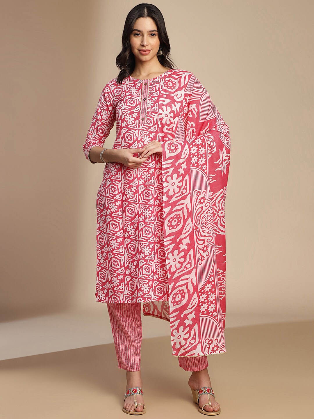 

KALINI Ethnic Motifs Printed Straight Gotta Patti Kurta with Trousers & Dupatta, Pink