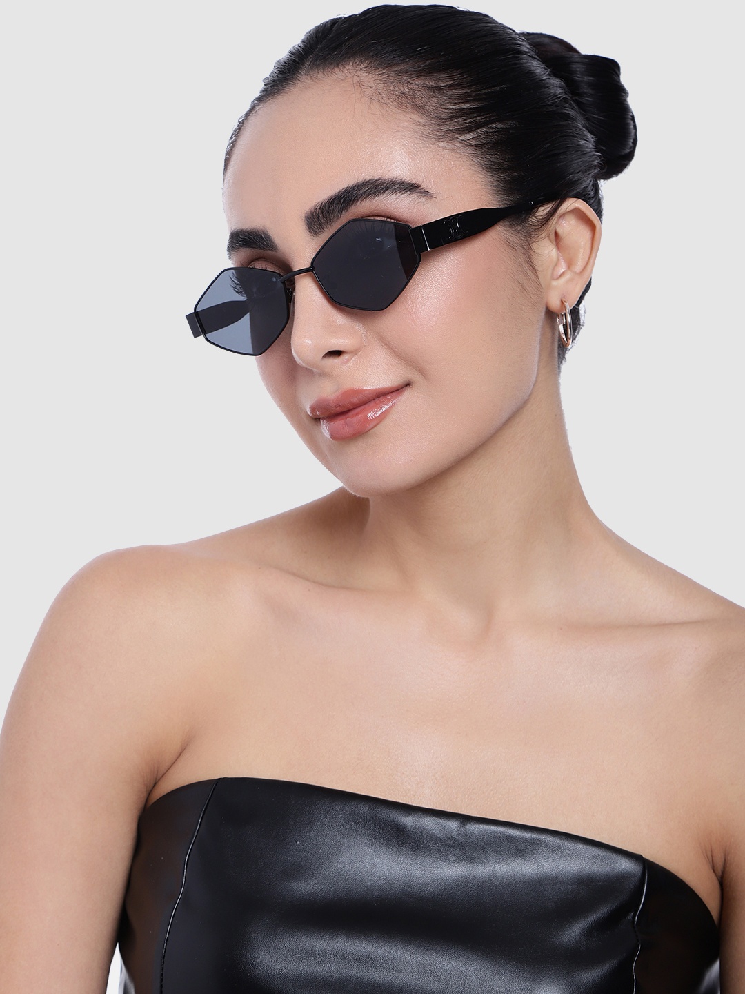 

DressBerry Unisex Round Sunglasses with UV Protected Lens, Black