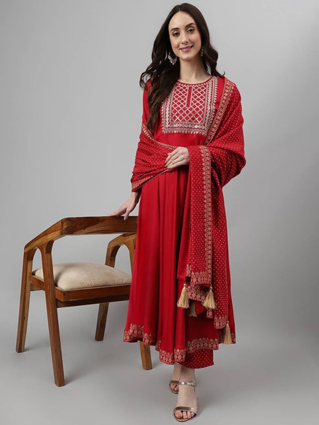 

ORUVAN Ethnic Motifs Yoke Design Thread Work Kurta with Palazzos & Dupatta, Red