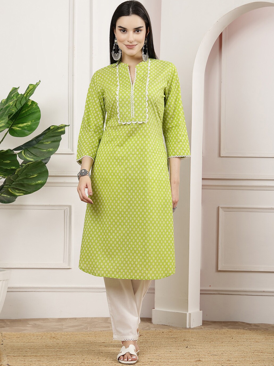 

Nayam By Lakshita Floral Printed Kurta with Palazzos, Green