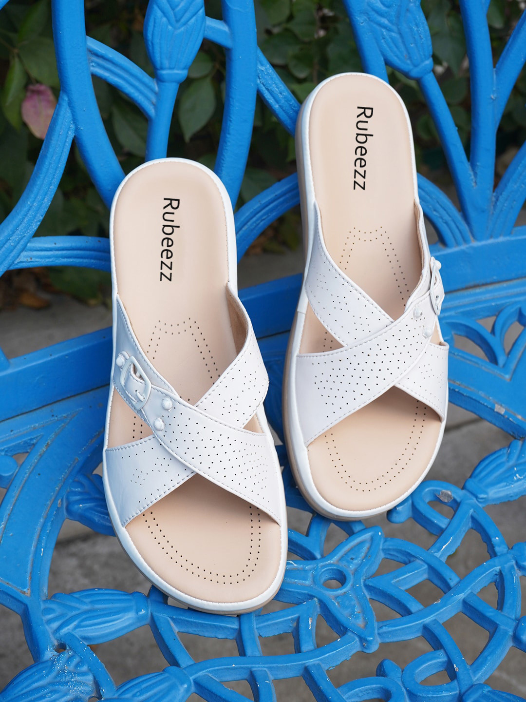 

Rubeezz Textured Open Toe Flats, White