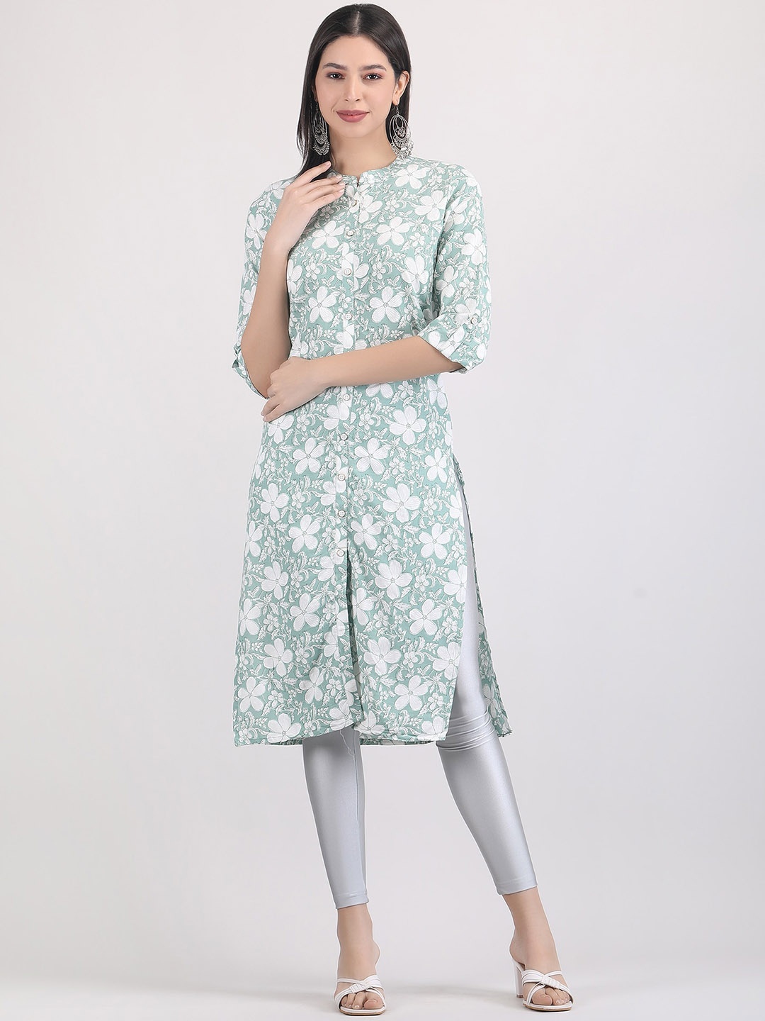 

MANKSH Floral Printed Mandarin Collar A-line Kurta, Green