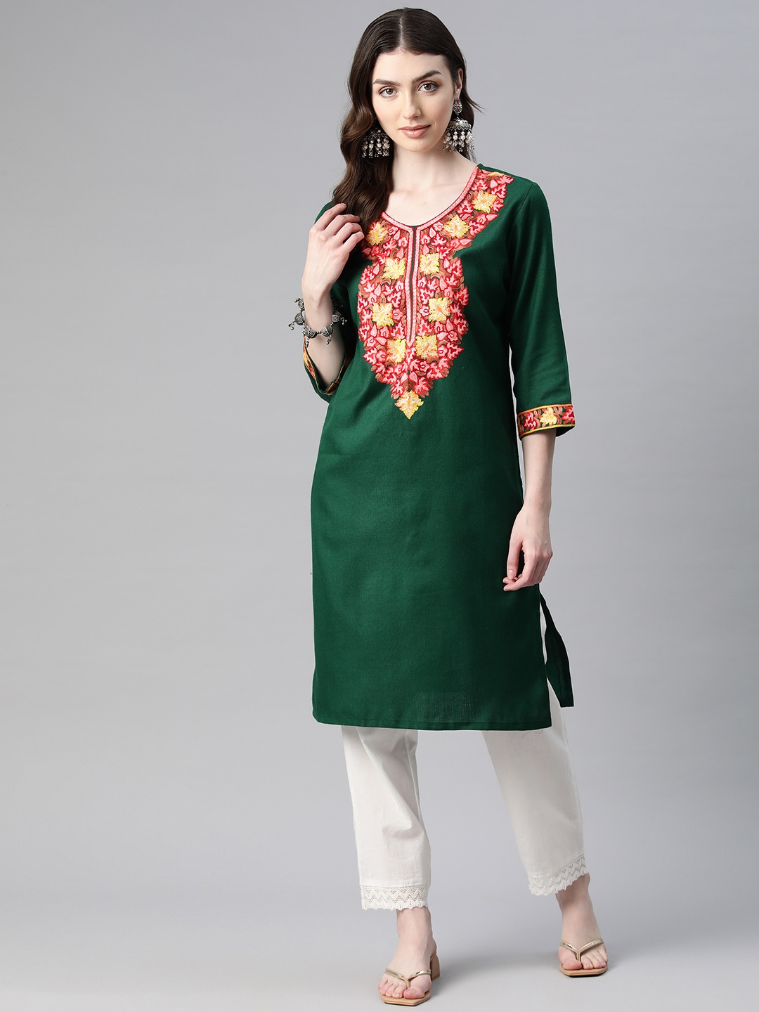 

SWI Stylish Women Floral Yoke Design Woollen Kurta, Green