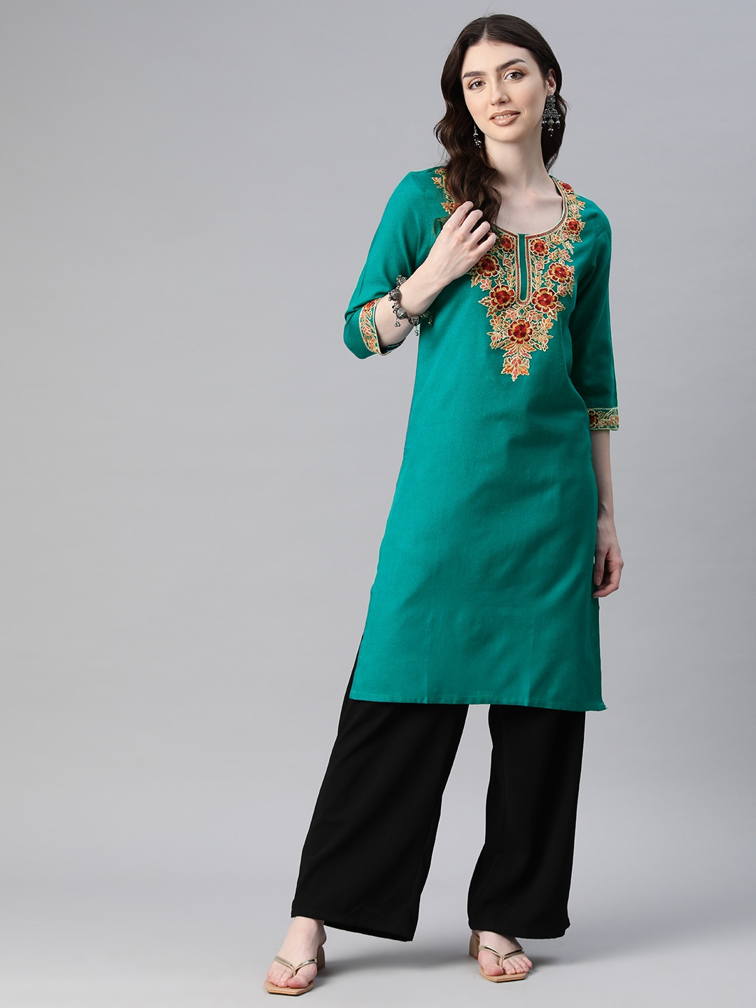 

SWI Stylish Women Floral Embroidered Kurta, Sea green