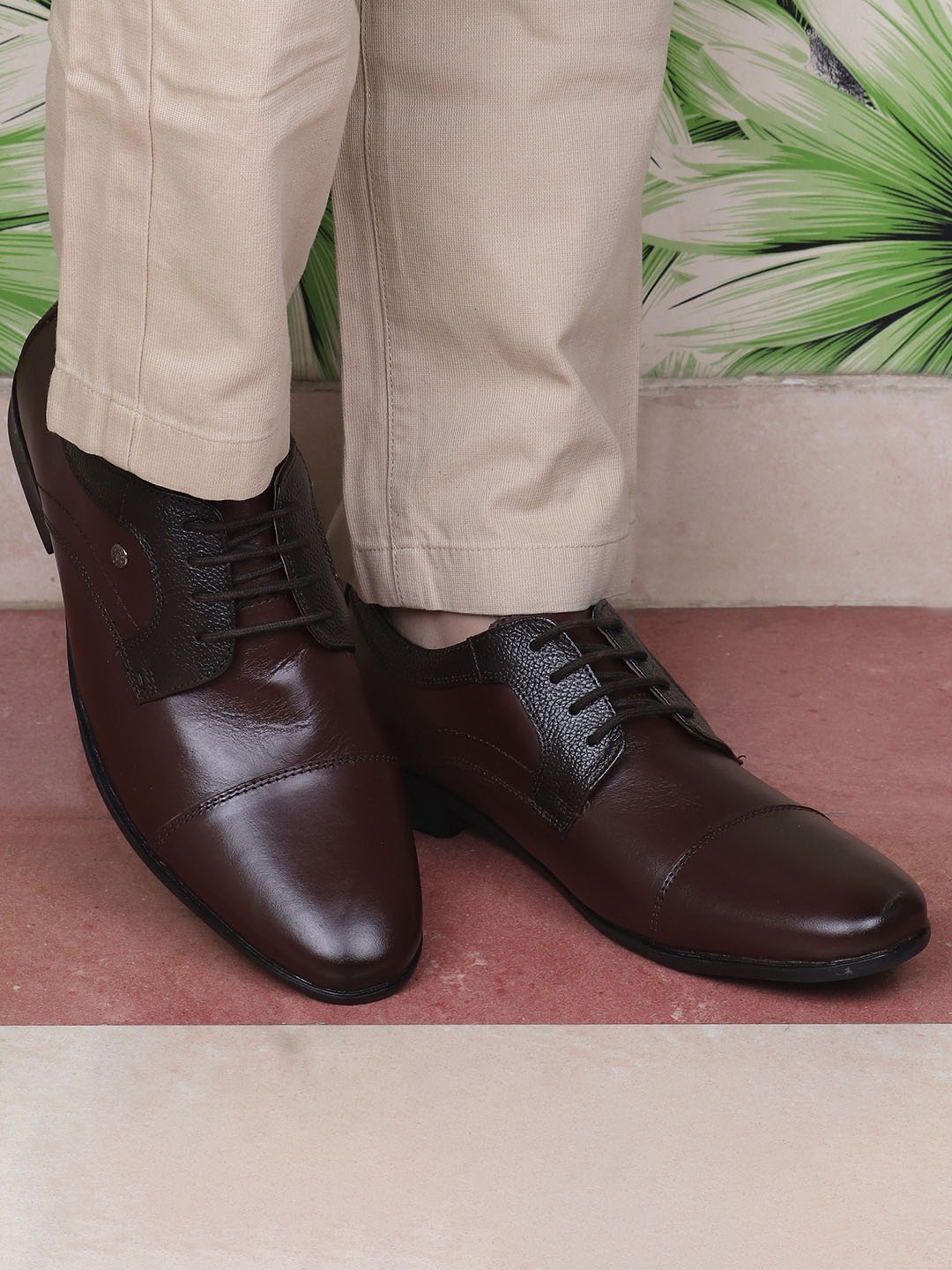 

Red Chief Men Leather Formal Derbys, Brown