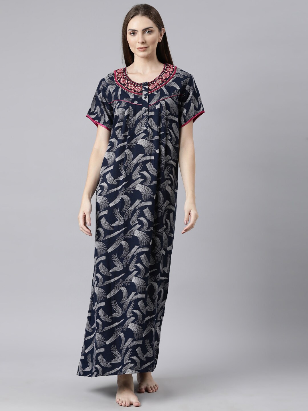 

Bailey sells Geometric Printed Pure Cotton Maxi Nightdress, Navy blue