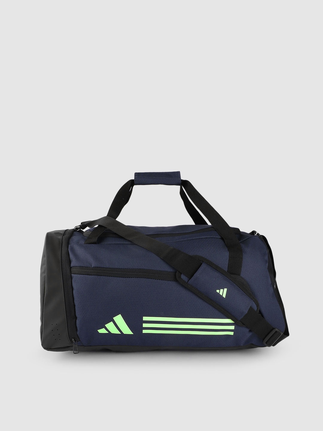 

ADIDAS Unisex Essentials 3-Stripes Medium Training Duffel Bag, Na