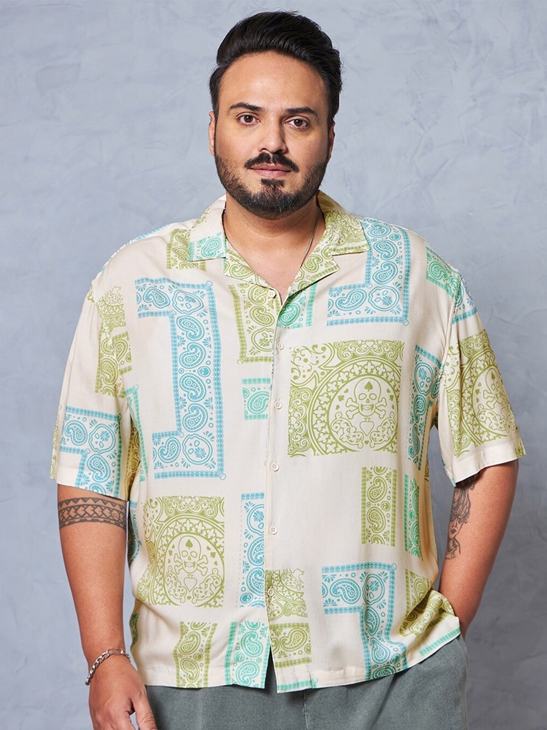 

Bewakoof Plus Size Printed Oversized Casual Shirt, Beige