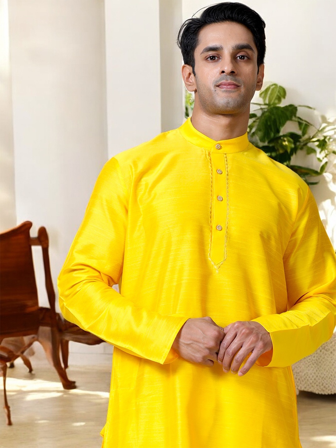 

TATTVA Thread Work Mandarin Collar Straight Kurta, Yellow