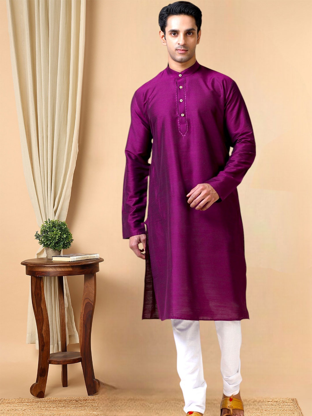 

TATTVA Thread Work Mandarin Collar Straight Kurta, Purple