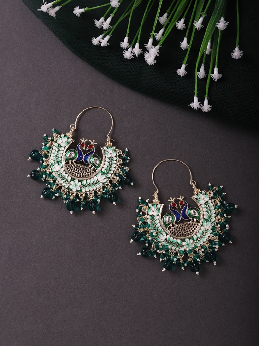 

Cierra Gold-Plated Contemporary Chandbalis