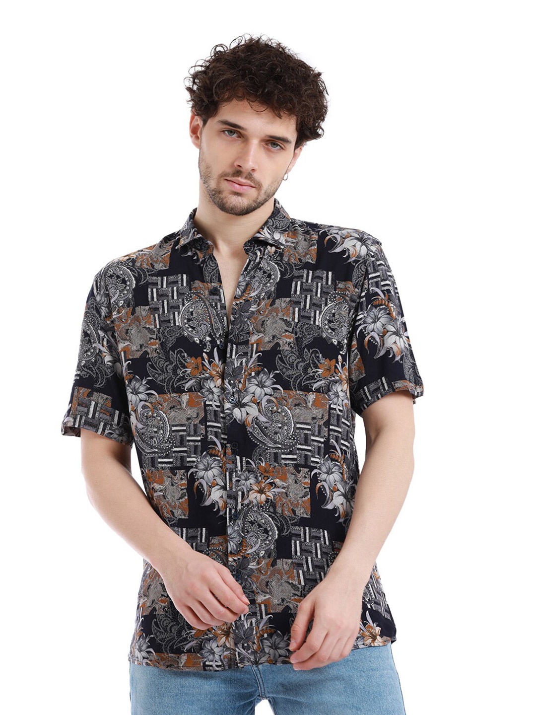 

Banana Club Ethnic Motifs Printed Short Sleeves Casual Shirt, Black