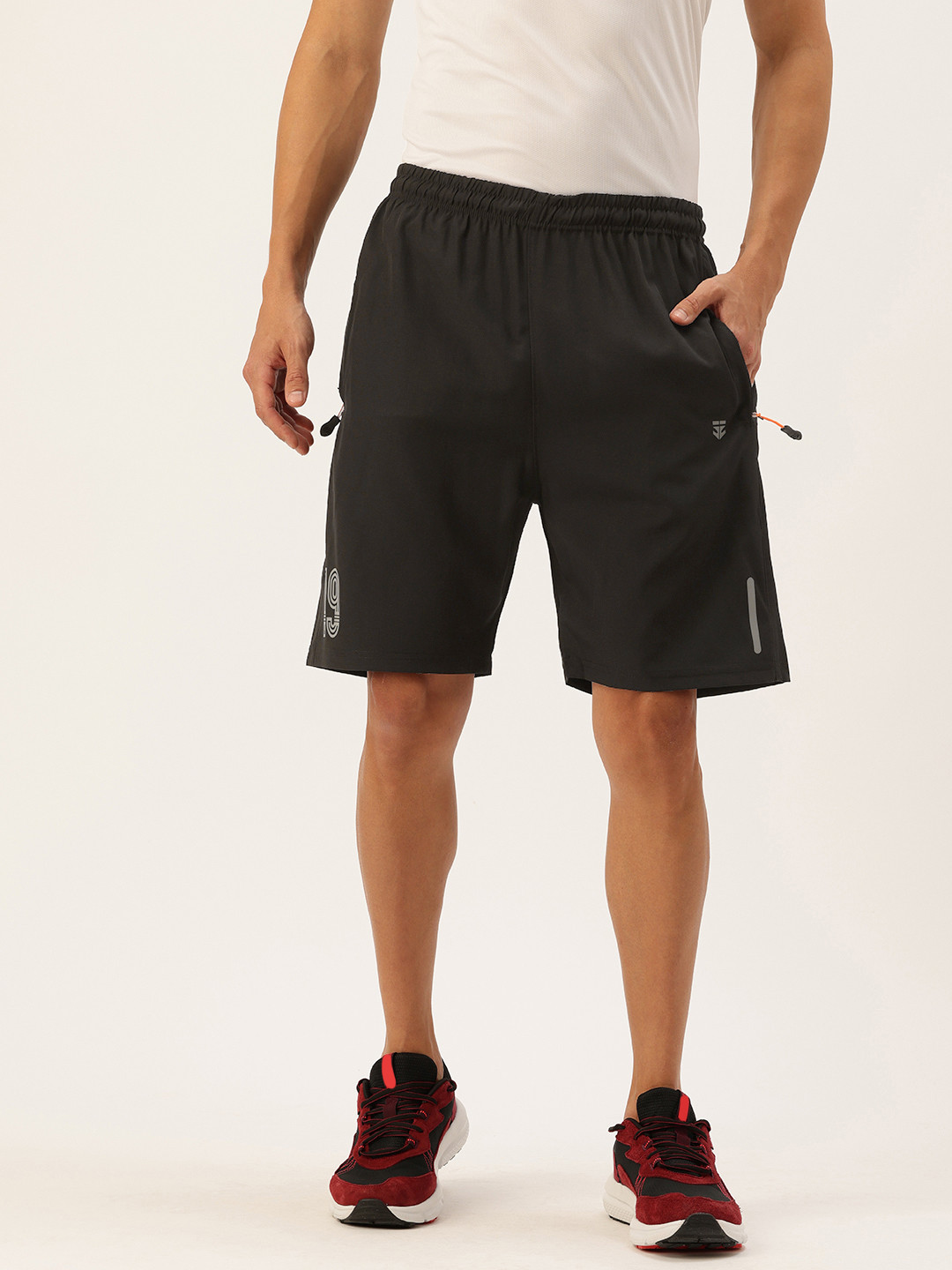 

Sports52 wear Men Training Shorts, Black