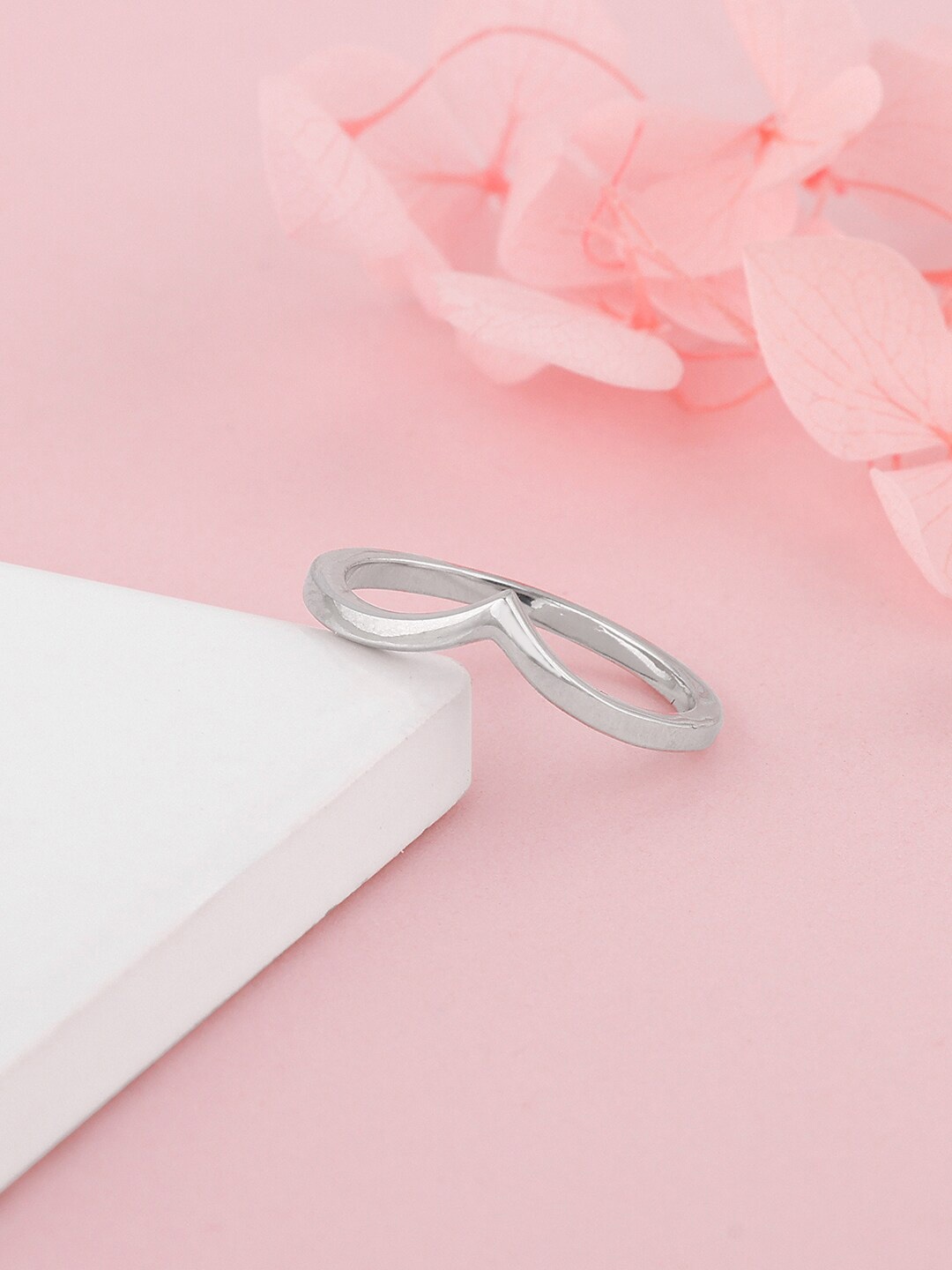 

GIVA 925 Silver Basic Stackable Vanki Ring