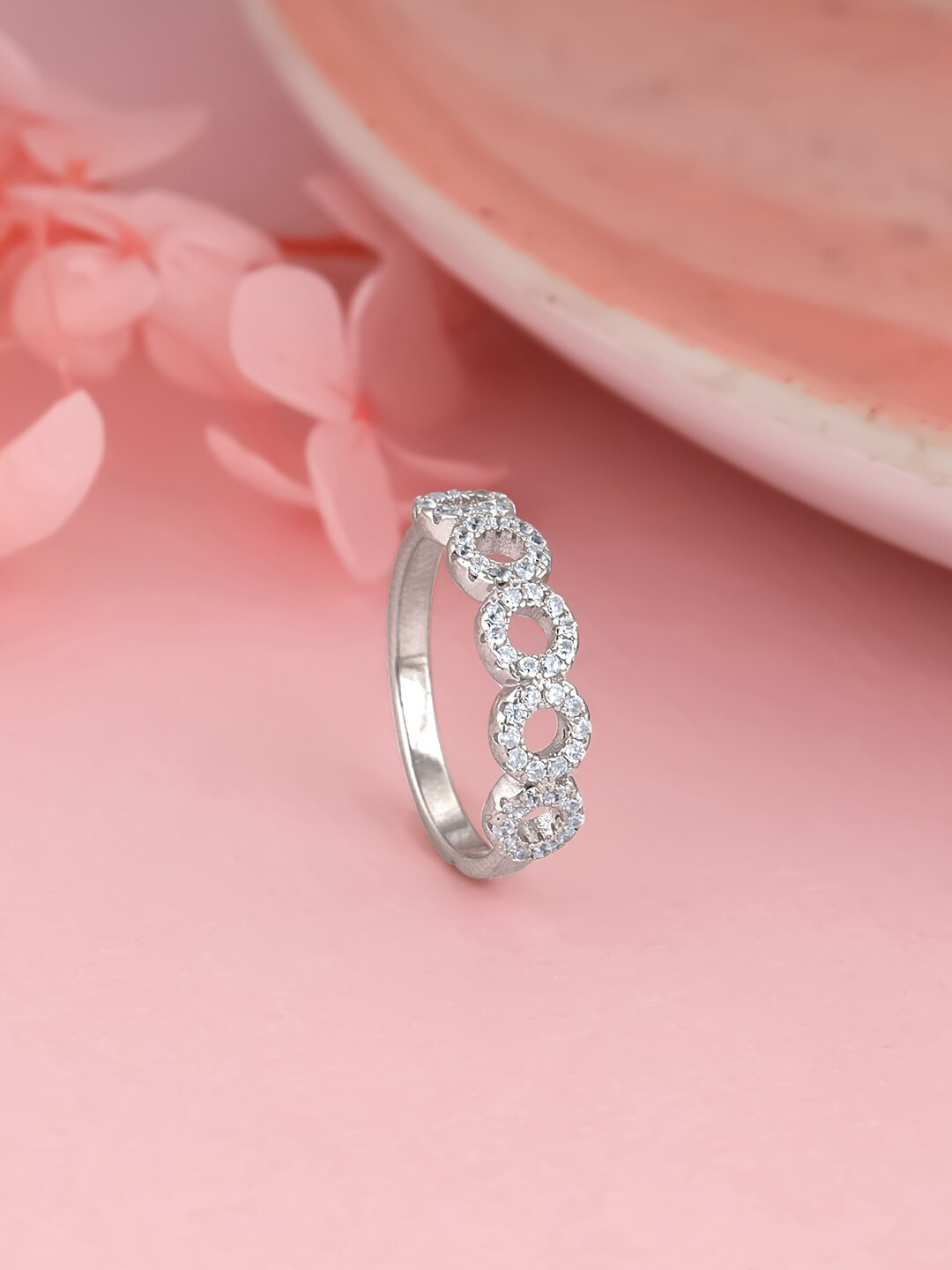 

GIVA 925 Sterling Silver Rhodium-Plated Cubic Zirconia Studded Finger Ring