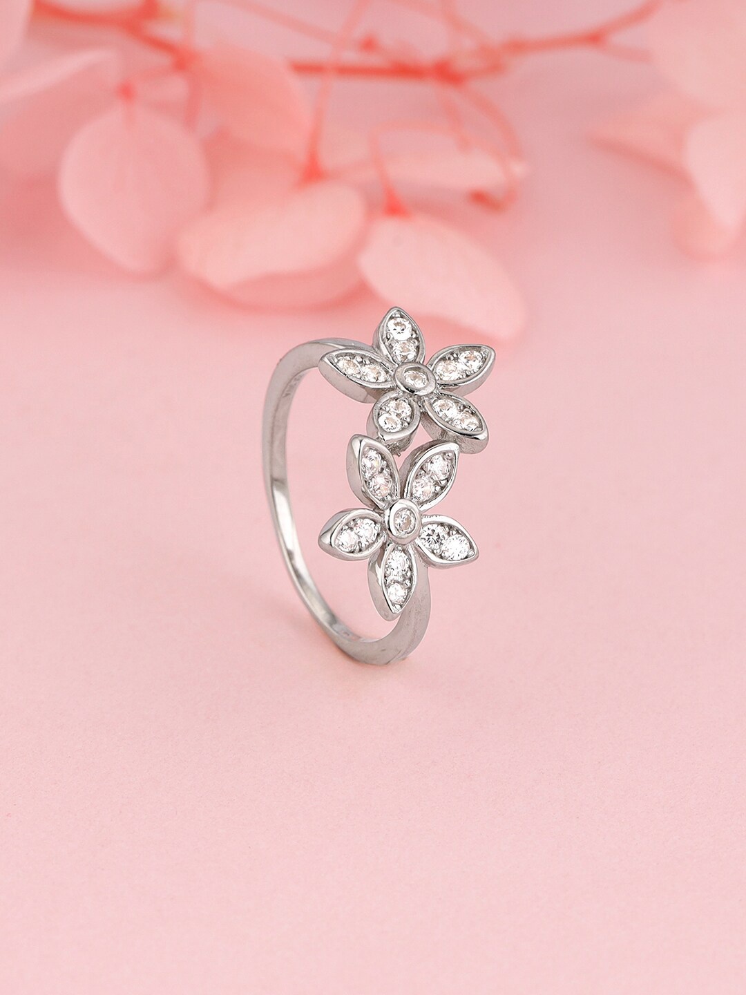 

GIVA Rhodium-Plated 925 Sterling Silver Stone Studded Finger Ring