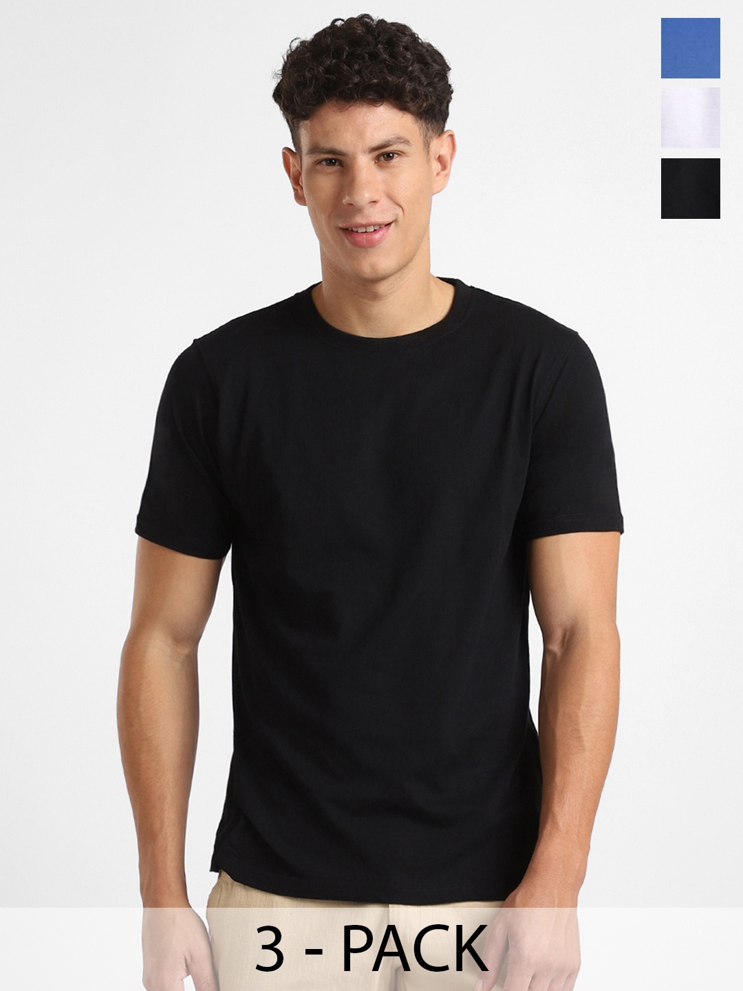 

NOBERO Pack Of 3 Cotton Regular Fit T-Shirts, Black