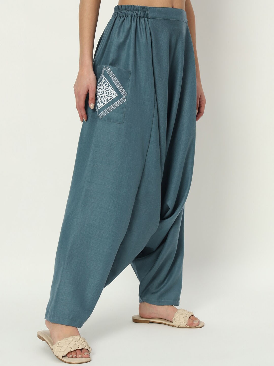 

9rasa Women Loose Fit High-Rise Pure Cotton Harem Pant, Sea green