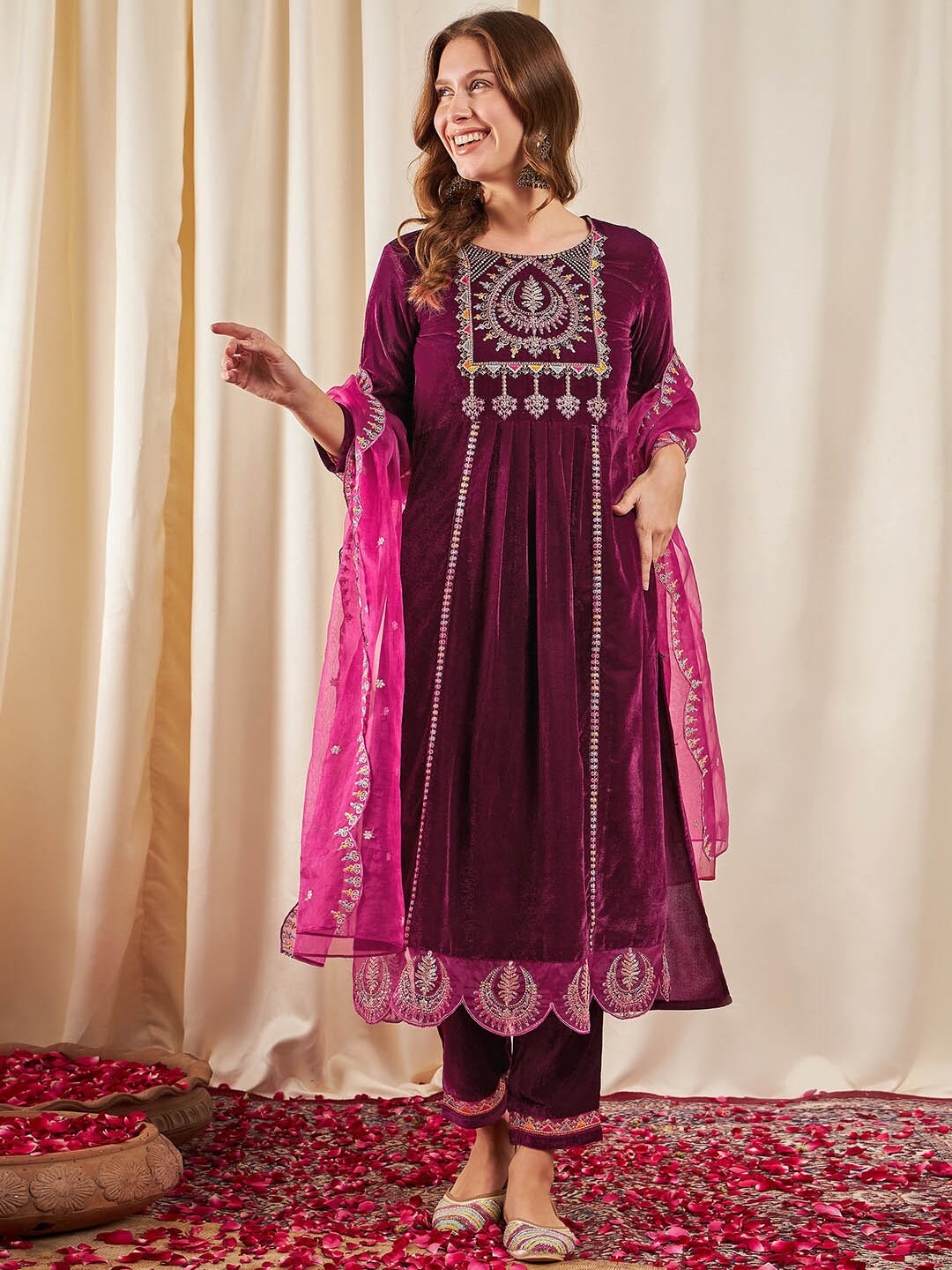 

BLACK SCISSOR Ethnic Motifs Embroidered Sequined Velvet Kurta with Trousers & Dupatta, Burgundy