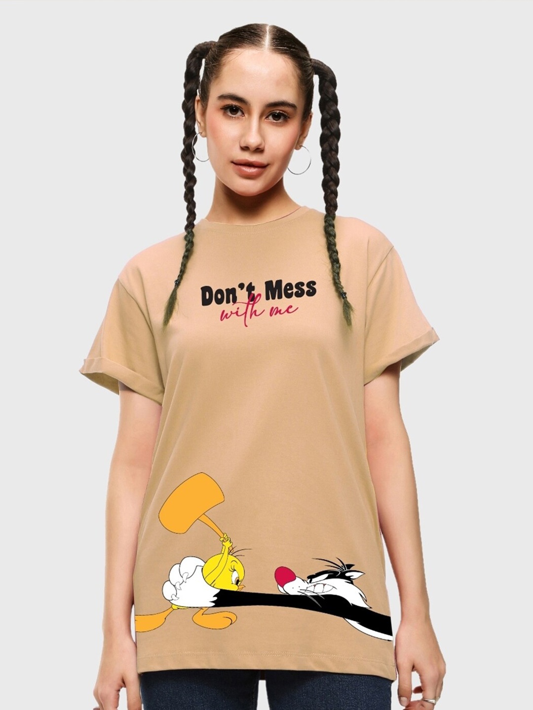 

Bewakoof Looney Tunes Graphic Printed Drop-Shoulder Sleeves Oversized Cotton T-shirt, Brown
