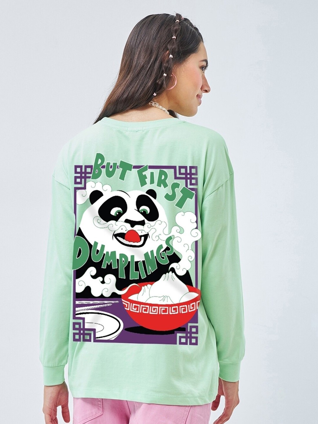 

Bewakoof Kung Fu Panda Printed Drop-Shoulder Sleeves Oversized Cotton T-shirt, Green