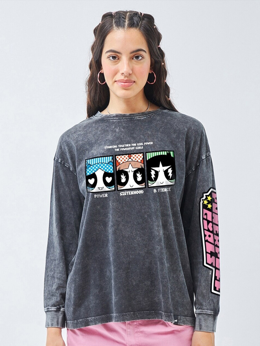 

Bewakoof Powerpuff Girls Printed Drop-Shoulder Sleeves Oversized Cotton T-shirt, Black