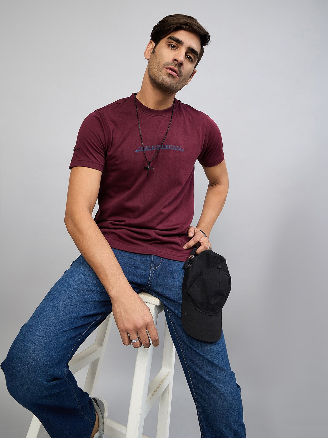 

Club York Round Neck Short Sleeves T-shirt, Maroon