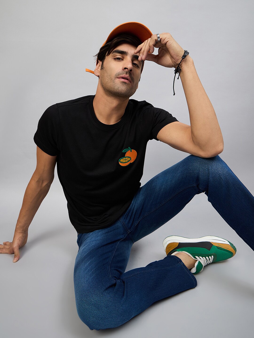 

Club York Round Neck Short Sleeves T-shirt, Black