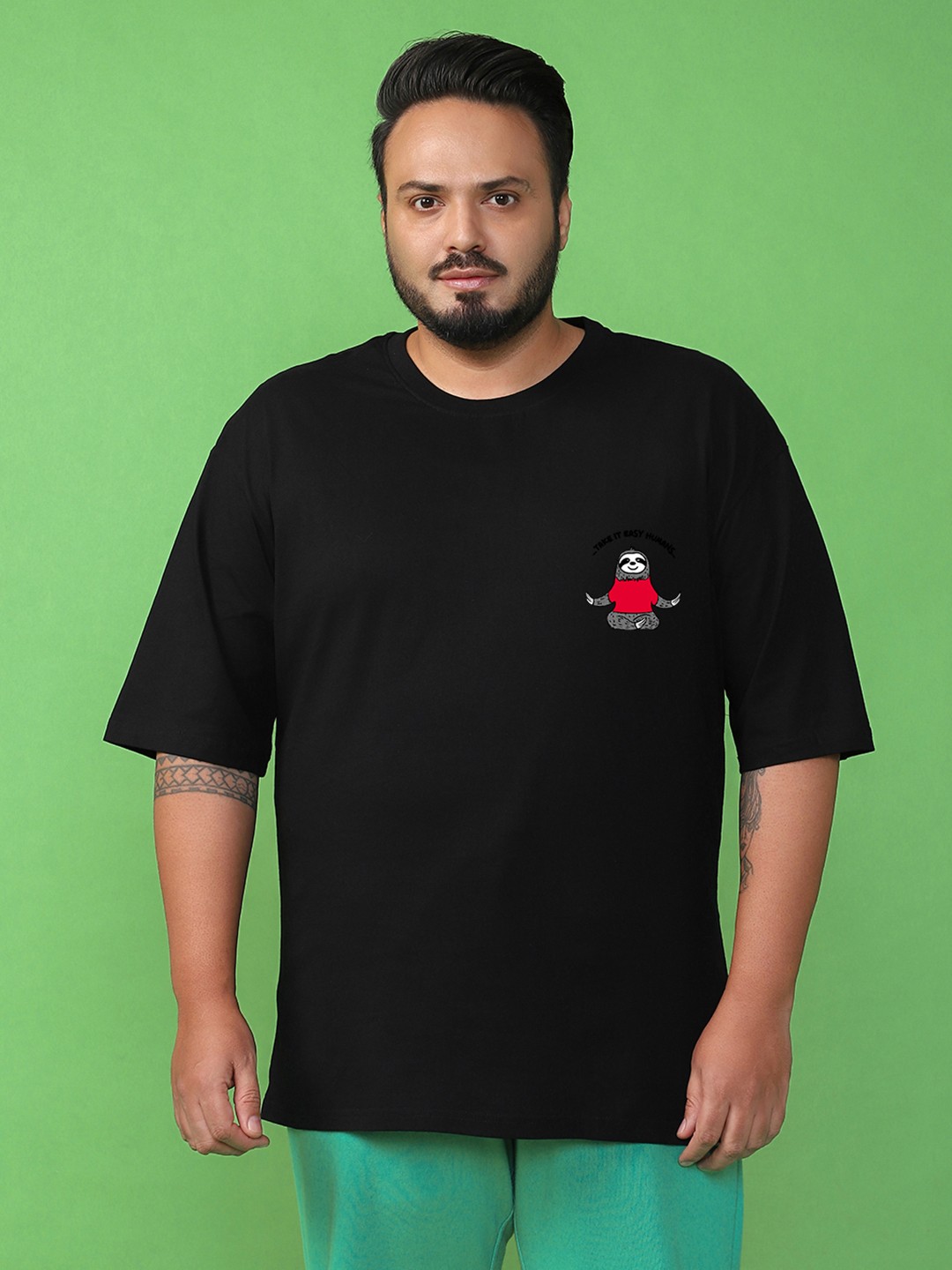 

Bewakoof Plus Graphic Printed Oversized Cotton T-shirt, Black
