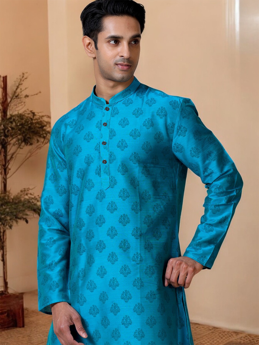 

TATTVA Ethnic Motifs Printed Mandarin Collar Straight Short Kurta, Blue