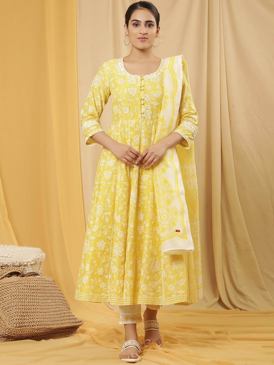 

W Yellow Floral Printed Thread Work Pure Cotton Anarkali Kurta with Trousers & Dupatta