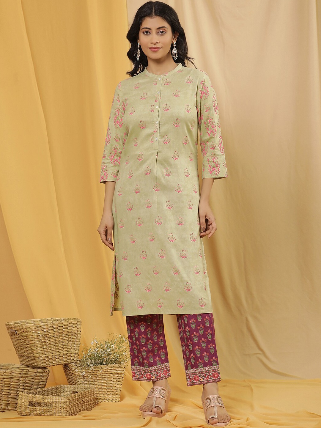 

W Floral Printed Round Neck Regular Kurta with Trousers, Green