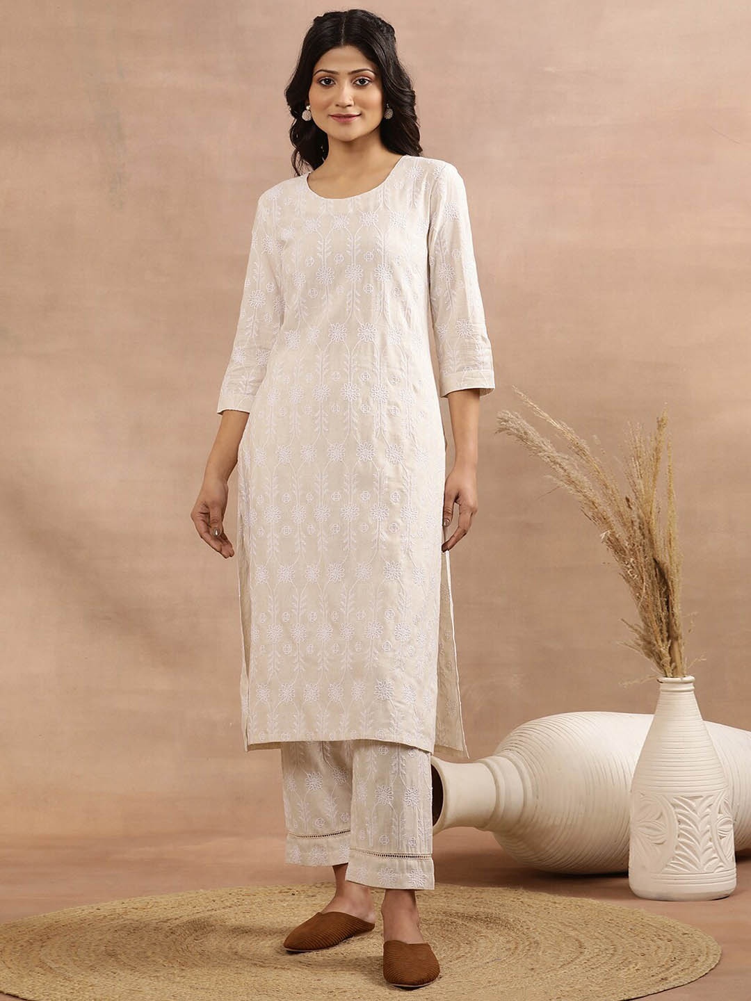 

W Floral Printed Regular Kurta with Trousers, Beige