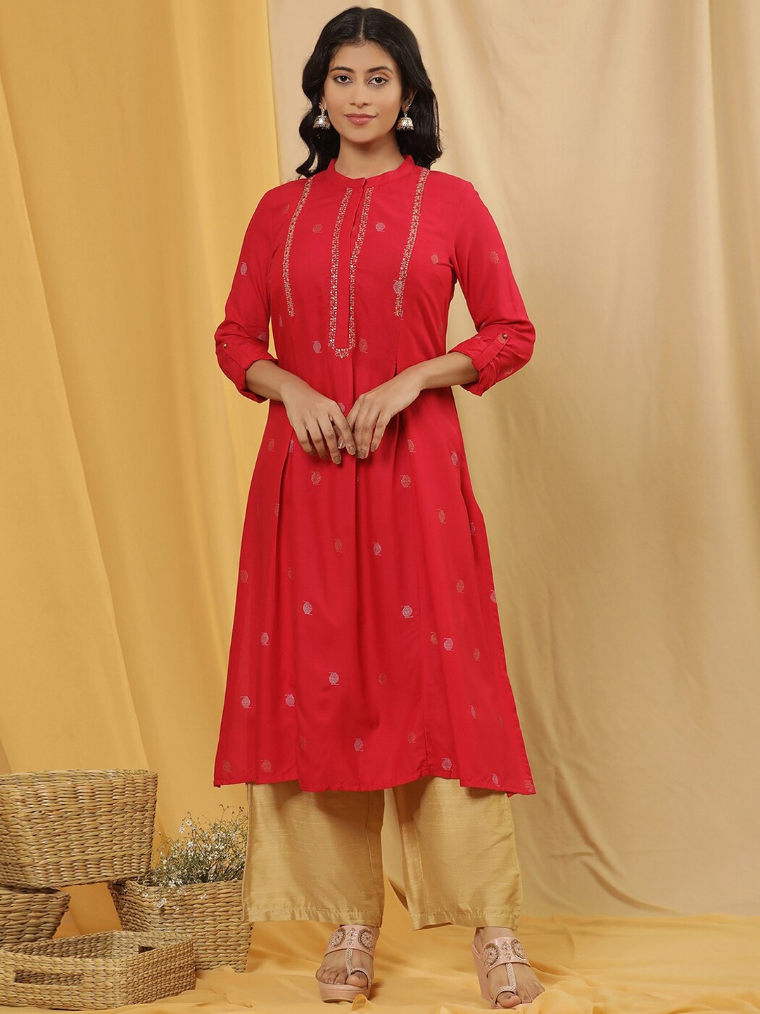 

W Printed Mandarin Collar Regular Kurta with Trousers, Red