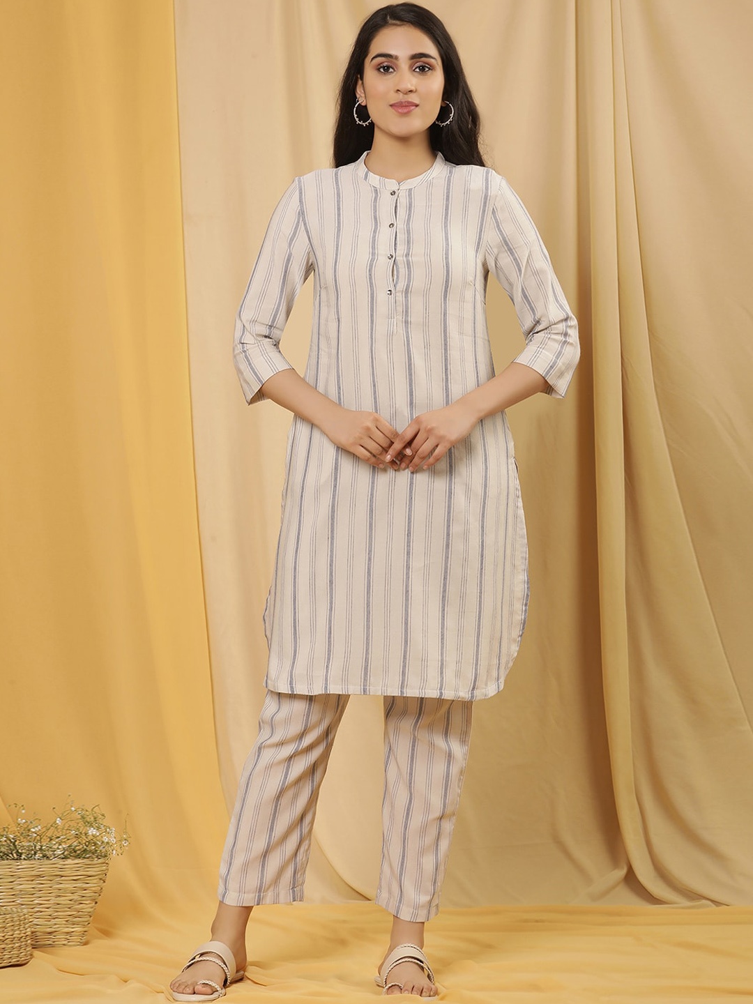 

W Women Striped Straight Kurta with Trousers, Beige