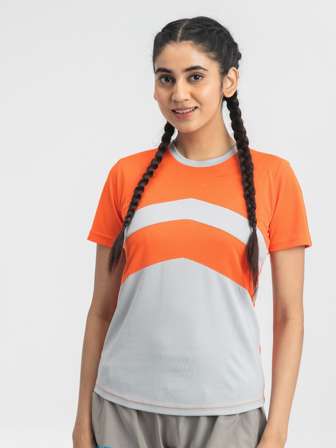

DRYP EVOLUT Colourblocked Round Neck Rapid-Dry Sports T-shirt, Orange