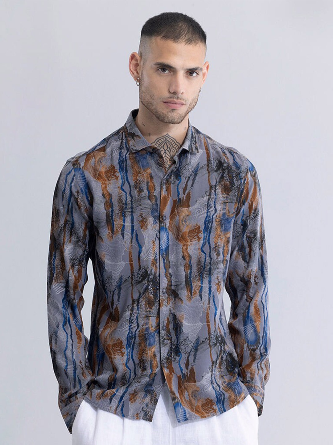 

Snitch Grey Classic Tailored Fit Abstract Printed Casual Shirt
