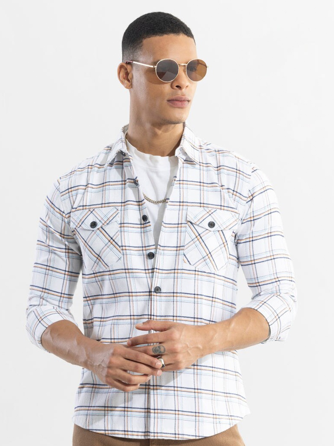 

Snitch White Classic Slim Fit Tartan Checked Cotton Casual Shirt