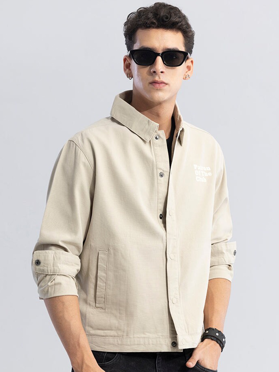 

Snitch Cream Coloured Classic Oversized Cotton Casual Shirt
