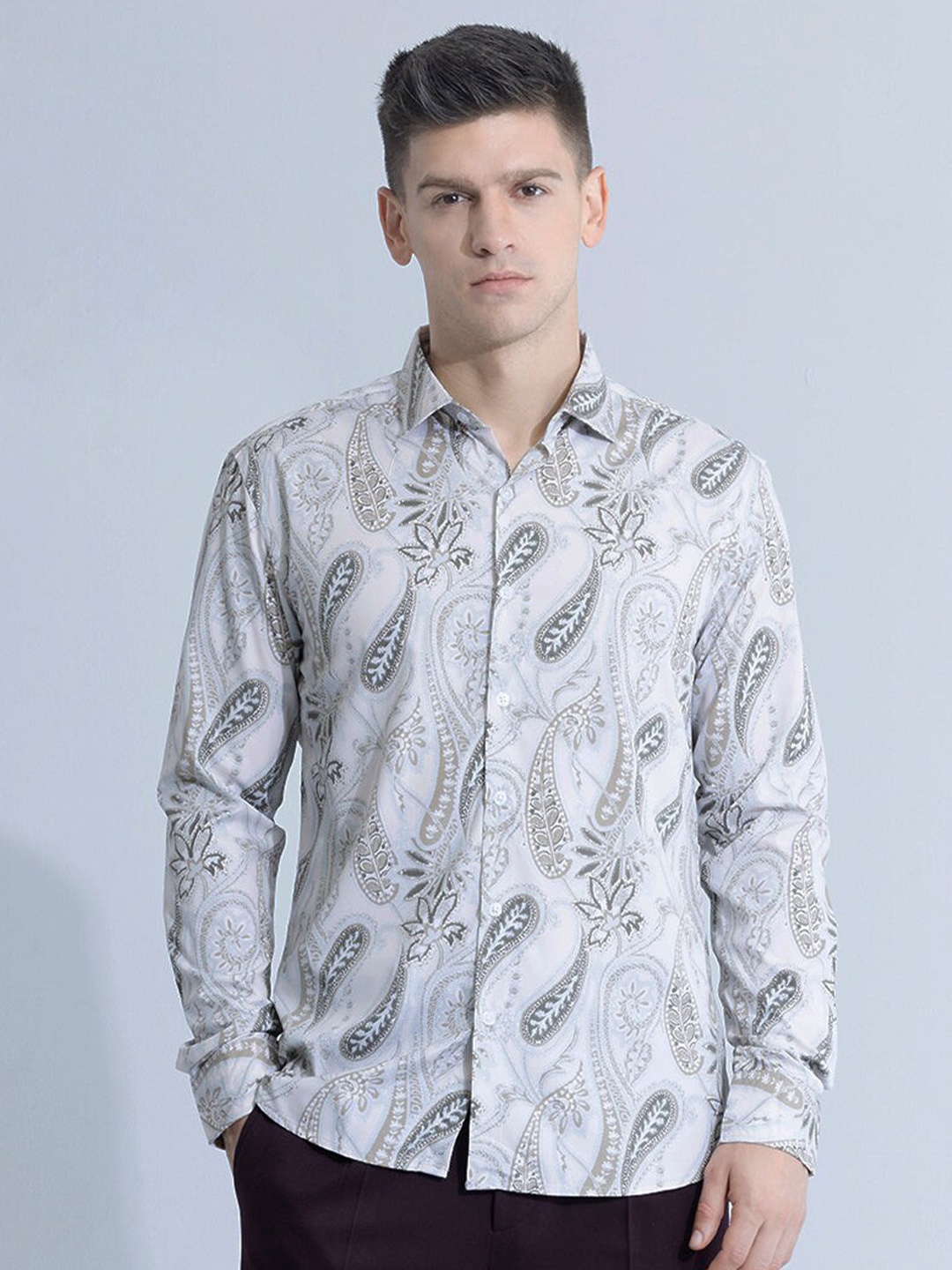 

Snitch Grey Classic Slim Fit Paisley Printed Casual Shirt