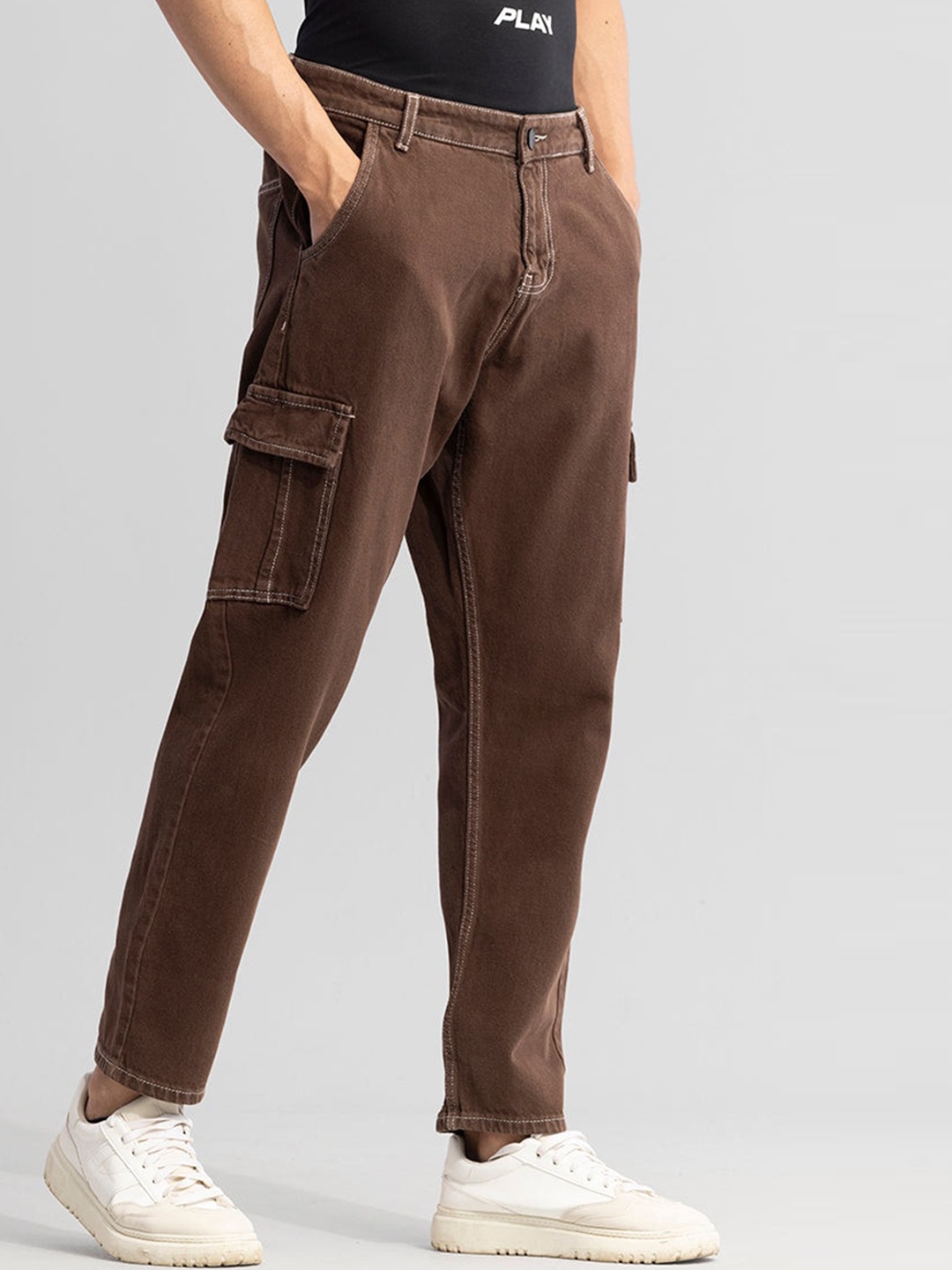 

Snitch Men Relaxed Fit Cotton Cargo Jeans, Brown